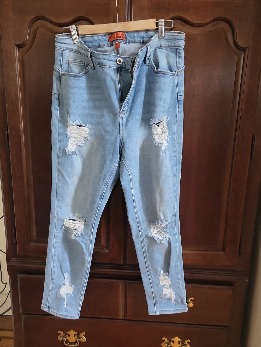 Light Blue Distressed Women's Jeans
